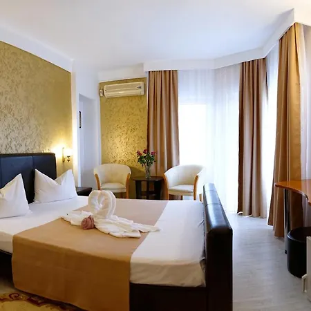 Albatros Hotel