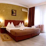 Hotel Albatros 3*
