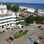 Albatros Mamaia