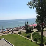 Albatros Mamaia