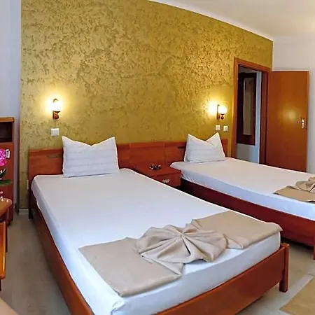 Hotel Albatros 3*