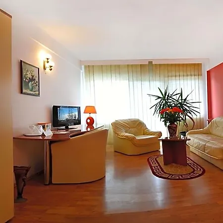 Albatros Hotel