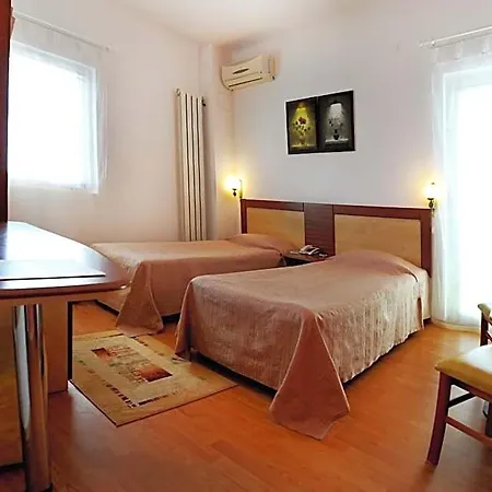 Albatros Hotel 3*